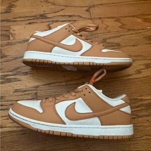 Nike dunk low sb iso cognac